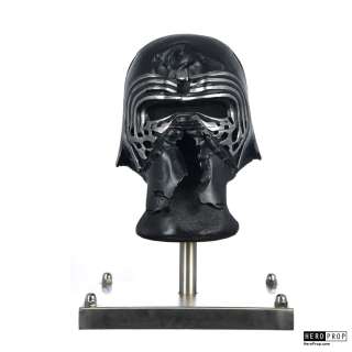 Star Wars: The Last Jedi - Star Wars: Episode VIII – The Last Jedi – Kylo Ren Prototype Helmet