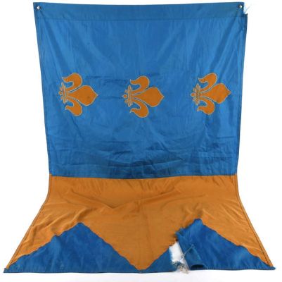 Robin Hood (2010) Large French Fleur De Lis Prop Battle Flag. Large Blue and Yellow embroidered… | Ewbank’s