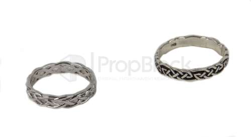 Lot 10 - Bill & Ted Face the Music Elizabeth & Joanna Wedding Rings