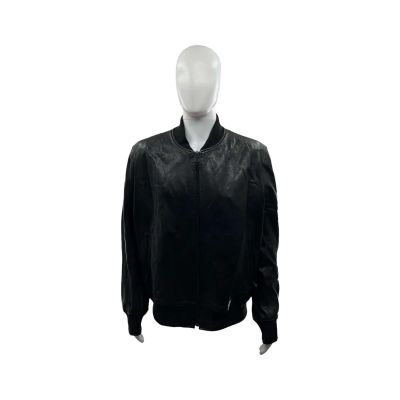 Crime 101 Davis Production Worn Bomber Jacket Ch 11 Sc 130 | VIP Fan Auctions
