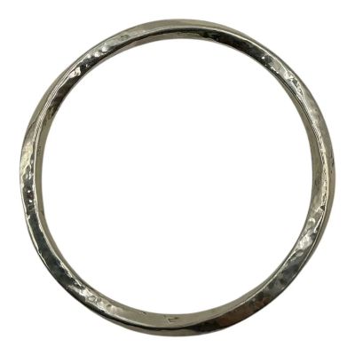 Lot 82: The Sheep Detectives Officer Tim Derry Screen Used Rebecca’s Bracelet | VIP Fan Auctions