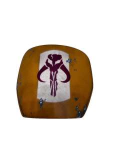Lot 197 - The Book of Boba Fett (2021-) - Boba Fett‘s Shoulder Armor (Mythosaur Sigil)