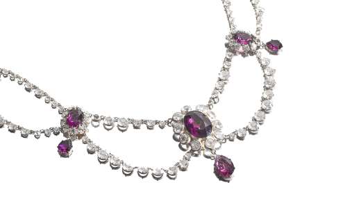 Lot 1052 - A Vivien Leigh necklace worn on Scarlett‘s honeymoon in Gone With the Wind