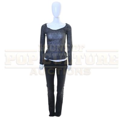 Lot 50 - Total Recall (2012) – Lori Quaid’s (Kate Beckinsale) Outfit - 58-23 | Icons of Pop Culture