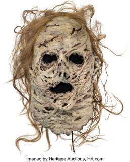 Maggie Rhee (Lauren Cohan), Hero Whisperer Mask from The Walking Dead (AMC 2010-2022, Season 11). | Heritage