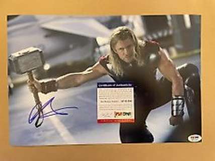 Marvel: Avengers | Marvel: Avengers - Signed by Chris Hemsworth (Thor) - with PSA/DNA Certification - No Reserve! | Catawiki
