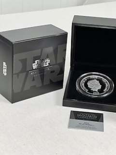 Star Wars | Star Wars - 2022 Niue Star Wars AT-AT Walker Colorized 5 oz Silver Coin with Box | Catawiki