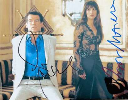 James Bond 007: the World Is Not Enough | James Bond 007: The World is Not Enough - Double signed by Pierce Brosnan (007) and Sophie Marceau (Elektra) with COA | Catawiki