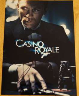James Bond 007: Casino Royale | James Bond 007: Casino Royale - Daniel Craig as 007 - autograph, photo, signed with Certified Genuine b´bc holographic COA | Catawiki