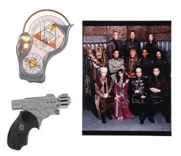 BABYLON 5 (T.V. SERIES, 1994-1998) - Lot 444 - Earth Alliance PPG Mk. I Pistol, Computer Pad, and Cast-autographed Photo