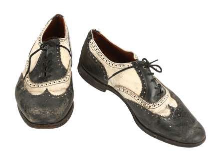 EMPIRE OF THE SUN (1987) - Lot 555 - Jim Graham‘s (Christian Bale) Golf Shoes