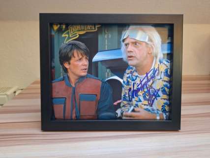 Back To the Future | Back to the Future - Part II - Christopher Lloyd ( Dr. Emmet "Doc" Brown) Autograph, Photo, Signed in person - Framed - Comic Con Dortmund 04.12.21 | Catawiki