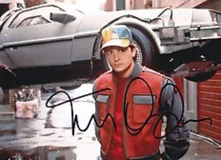 Back to the Future - Part 2 - Signed by Michael J. Fox (Marty McFly) - with COA (20x15 cm) | Catawiki
