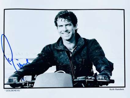 James Bond 007: GoldenEye - Signed by Pierce Brosnan (007) | Catawiki