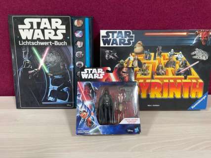 Star Wars Labyrinth & Figures Ahsoka & Lightsaber Book - 3 Star Wars Figure | Catawiki