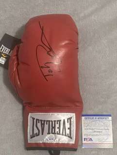 Rocky - Dolph Lundgre (Ivan Drago) signed boxing glove with PSA COA | Catawiki