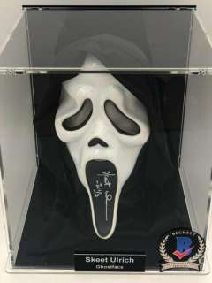 Scream - Skeet Ulrich ("Billy Loomis/Ghostface Killer") - Movie Mask Showcase