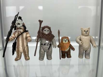 Kenner - Toy figure Vintage Star Wars Ewoks Wicket Logray Chirpa Lumat - 1970-1980 | Catawiki