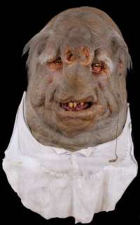 Lot 1295 - The Hitchhiker‘s Guide to the Galaxy Chancellor