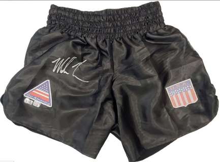 The Hangover - Mike Tyson - Signed Boxing Trunks - With COA | Catawiki
