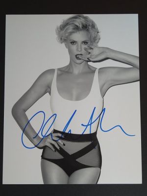 Hancock - Signed by Charlize Theron, with Letter of Authenticity - Photo, Autograph | Catawiki