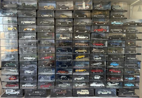 Atlas, James Bond 007 Collection - Lot of 100 - 1:43 - Model car (100) | Catawiki