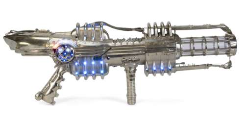 Lot 721 - ARNOLD SCHWARZENEGGER "MR. FREEZE" FREEZE RAY GUN PROP FROM BATMAN & ROBIN