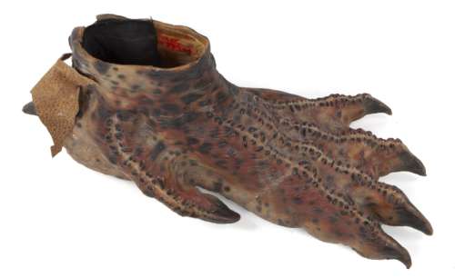 Lot 795 - PREDATOR COSTUME LEFT FOOT FROM PREDATOR 2 (WITH SHOE)
