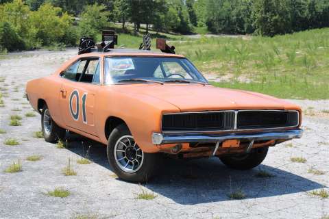 Dukes of Hazzard (2005) 1969 "General Lee" #13 | GWS Auctions