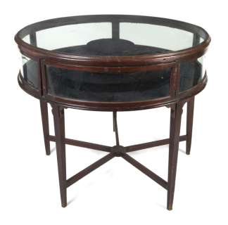 JEWEL ROBBERY: JOSEFF OF HOLLYWOOD JEWELRY DISPLAY CASE | Julien’s