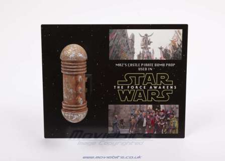 Star Wars: The Force Awakens - Star Wars The Force Awakens - Prop Costume Dressing