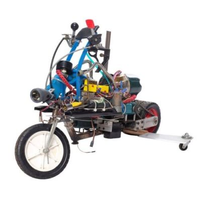 Small Soldiers (1998) | Link Static’s (Bruce Dern) Commando Elite Knife Assault Vehicle | Propstore