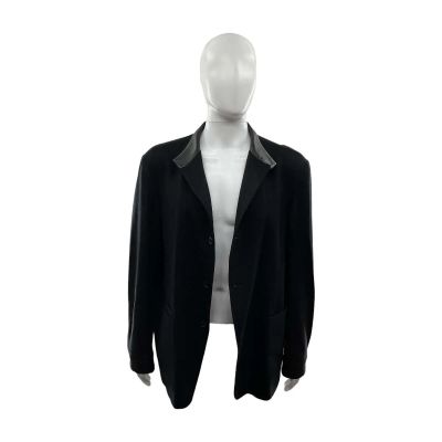 Crime 101 Davis Production Worn Jacket Ch 7 Sc 100-101 | VIP Fan Auctions