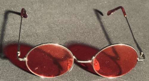 Daredevil (2015 2018) - Matt Murdock/Daredevil (Charlie Cox) Signature Red-Lens Glasses | Hanlin Auction Service