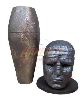 Prometheus (2012) - Alien Engineer Head Maquette and ampule | Hanlin Auction Service