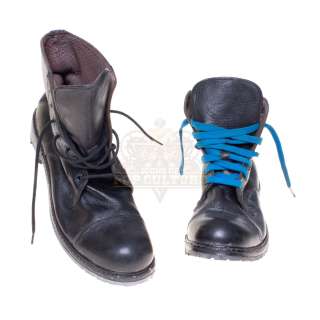 Amazing Spider-Man, The - Peter Parker’s (Andrew Garfield) Boots - 31-9 | Icons of Pop Culture