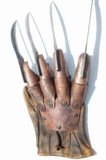 Lot 86 - Freddy vs. Jason (2003) - Freddy‘s Production Glove (Light Weight Aluminum Version)