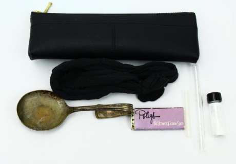 Angelina Jolie "Gia" Screen Used Prop Drug Kit W/COA | GWS Auctions