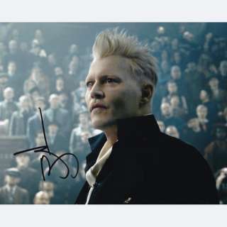 Fantastic Beasts - Signed by Johnny Depp (Grindelwald) | Catawiki