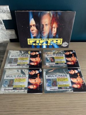 Fifth element ( Le cinquième élément ) - Bruce Willis - The original ID Cards | Catawiki