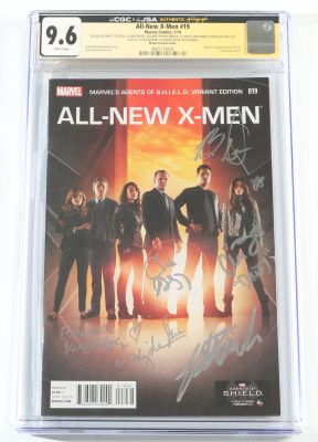 All-New X-Men #19 - Signed by Chloe Bennet, Clark Gregg, Brett Dalton, Elizabeth Henstridge, J. August Richards, & Ming-Na Wen from Agents of S.H.I.E.L.D. (CGC Signature Series 9.6) 2014 | SWAU