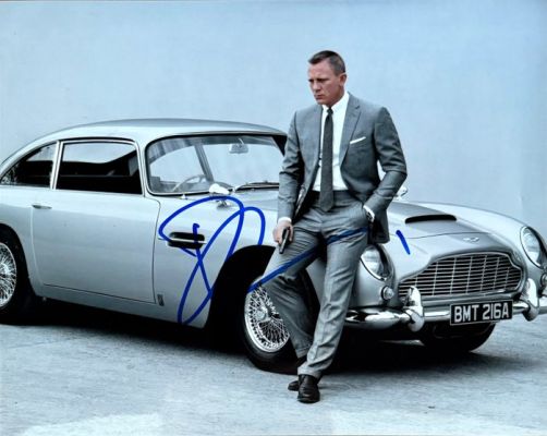 Daniel Craig - James Bond With DB5 2012
