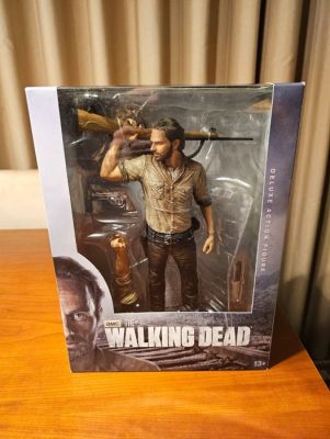 McFarlane Toys - McFarlane Toys - Figure - The Walking Dead Rick Grimes 10" Deluxe Action Figure by McFarlane Toys - PVC | Catawiki