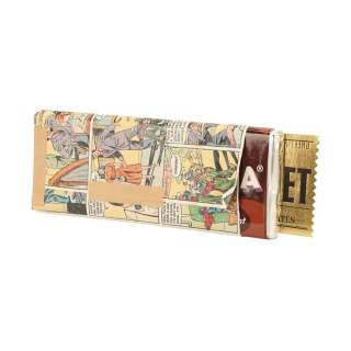 CHARLIE AND THE CHOCOLATE FACTORY (2005) - Lot 978 - Charlie‘s (Freddie Highmore) Hero Wonka Bar and Golden Ticket