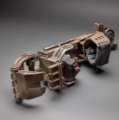 Edge of Tomorrow - William Cage’s Hero Exosuit Arm (Tom Cruise) | eBay Europe (Buy It Now)