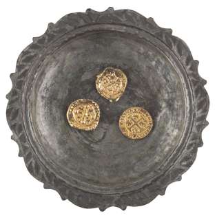 One-Eyed Willy Treasure Props from “The Goonies. | Van Eaton Galleries