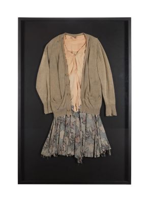 No Mercy - Lot #523 - Michel Duval (Kim Basinger) Ensemble