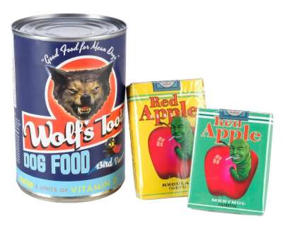 ONCE UPON A TIME... IN HOLLYWOOD (2019) - Lot #283 : Pair of Red Apple Cigarette Cartons and Wolf‘s Tooth Dog Food Can 01