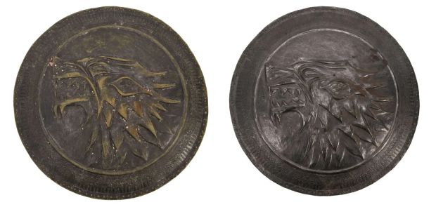 Game of Thrones | Stark Shields with Direwolf (2) | Julien’s