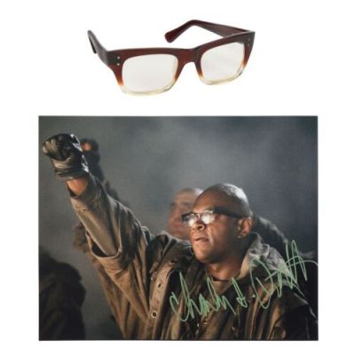 Alien³ (1992) | Lot 13 : Dillon’s (Charles S. Dutton) Glasses and Charles S. Dutton-Autographed Photo | Propstore